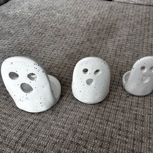MUD PIE Speckled Ghost Tea light Holders